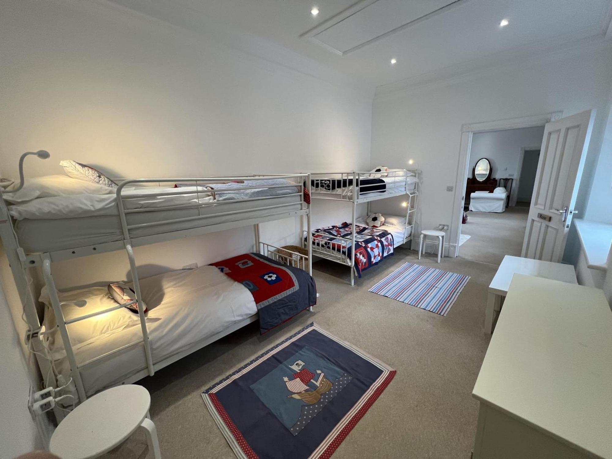Villa Alexander House 18 - East Wing - Self Catering à Auchterarder Extérieur photo