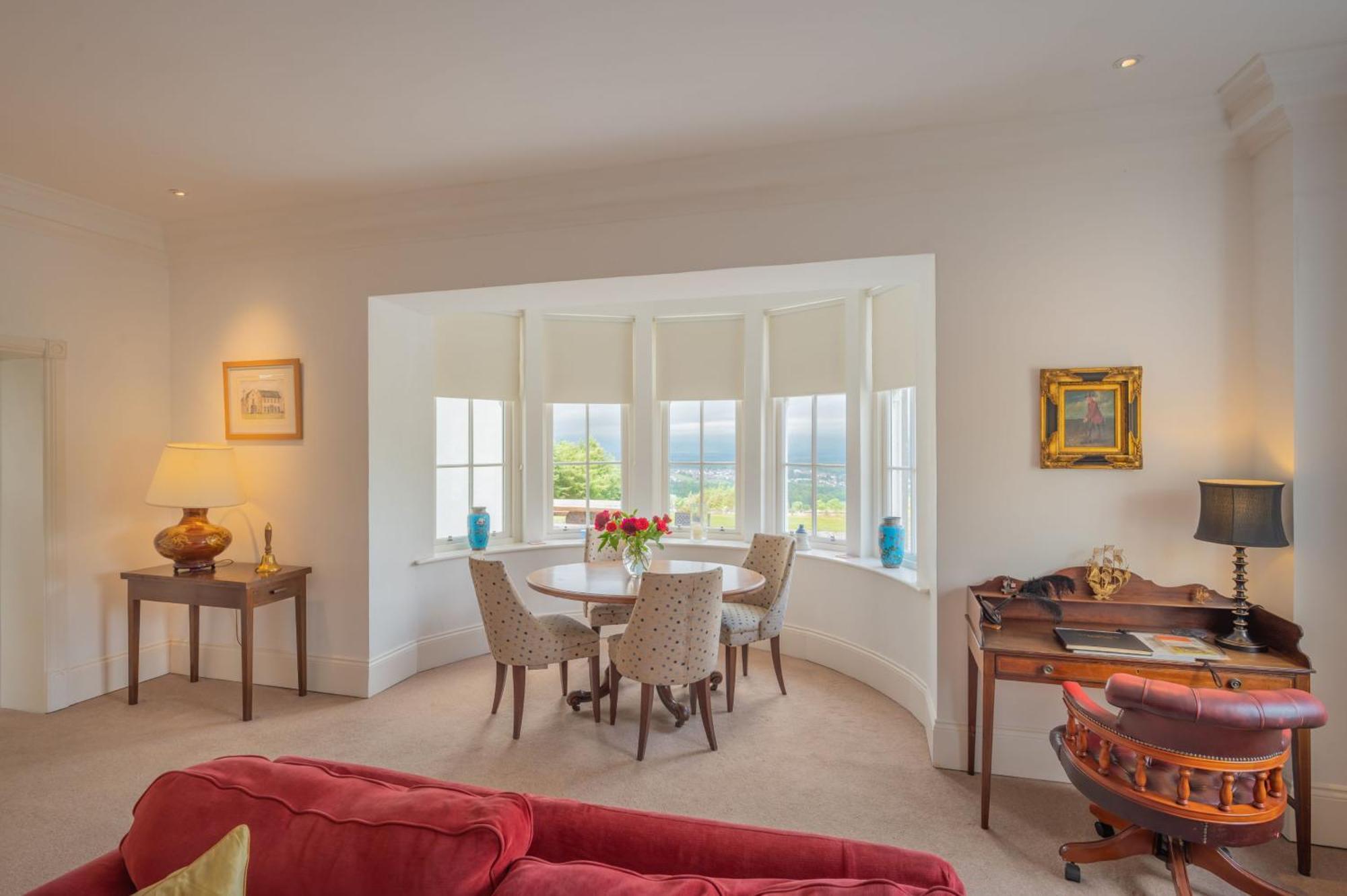 Villa Alexander House 18 - East Wing - Self Catering à Auchterarder Extérieur photo